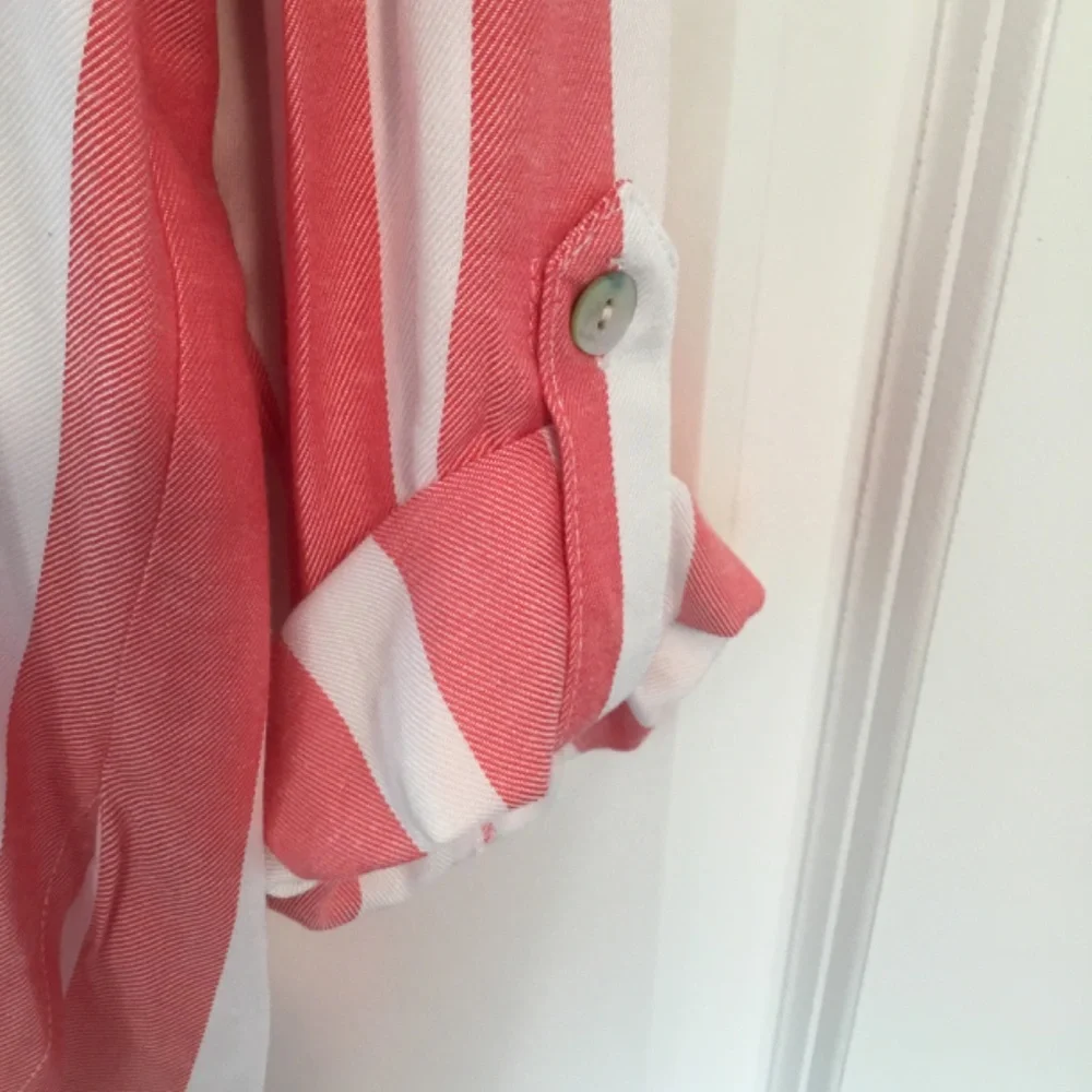 Ruby Rd Ladies V-Neck/ Rollup Sleeves Reddish Coral/ White Strips Size L NWT - Picture 4 of 6